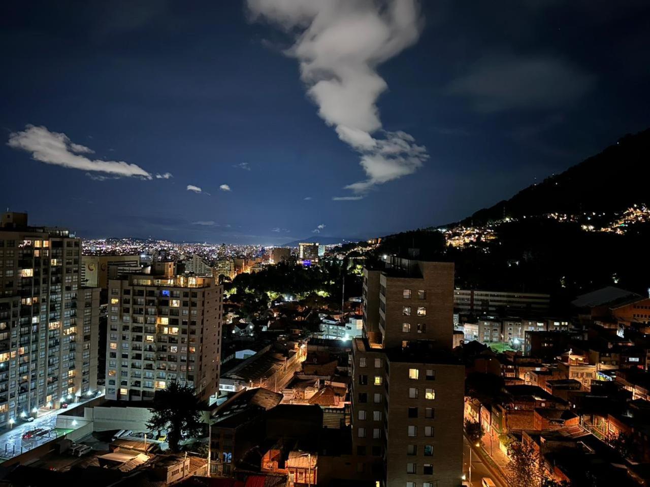 Ferienwohnung Centro Internacional - La Quinta Bogotá Exterior foto