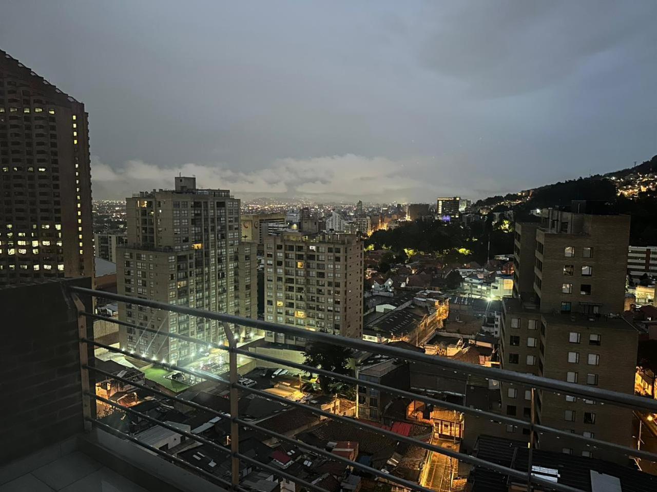 Ferienwohnung Centro Internacional - La Quinta Bogotá Exterior foto